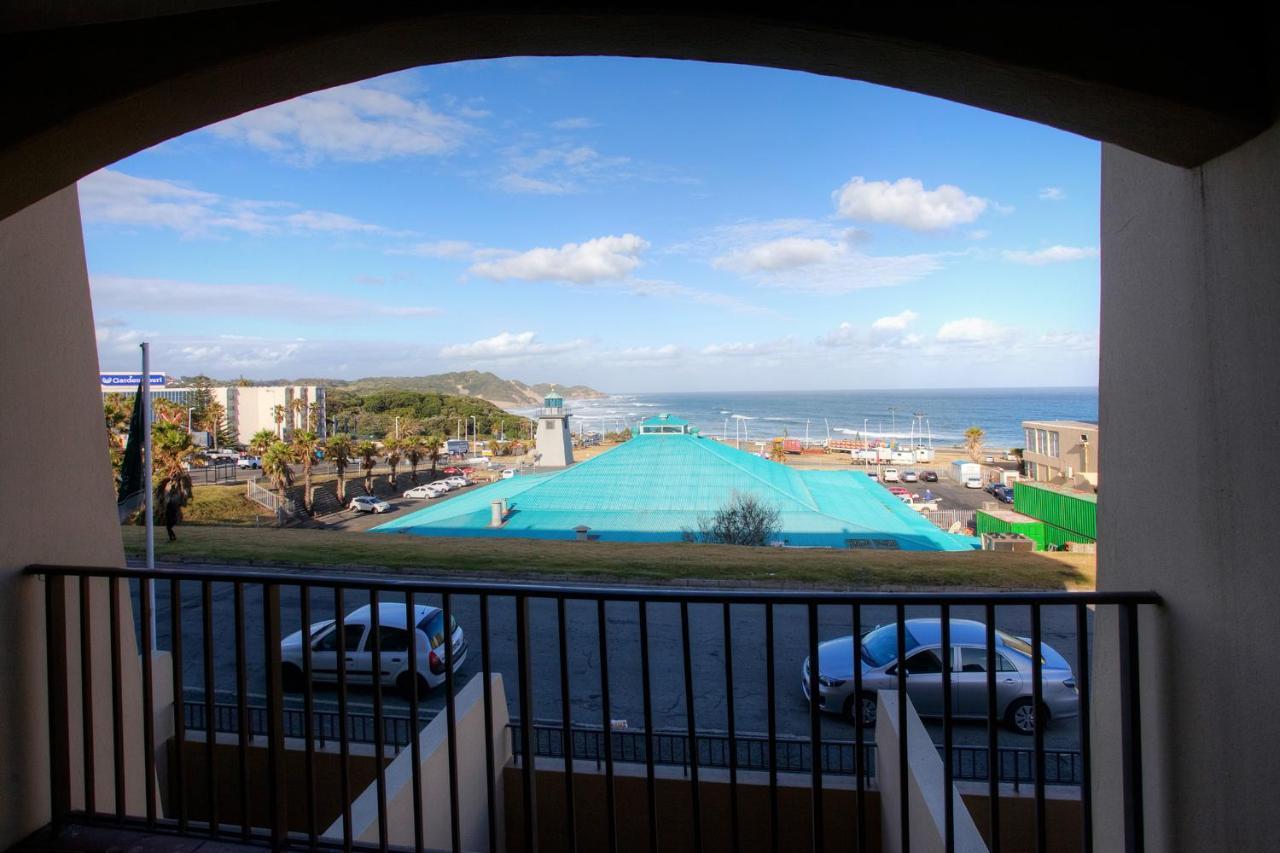 Marine Lodge East London Esterno foto