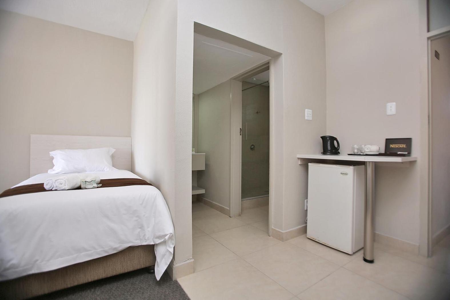 Marine Lodge East London Esterno foto